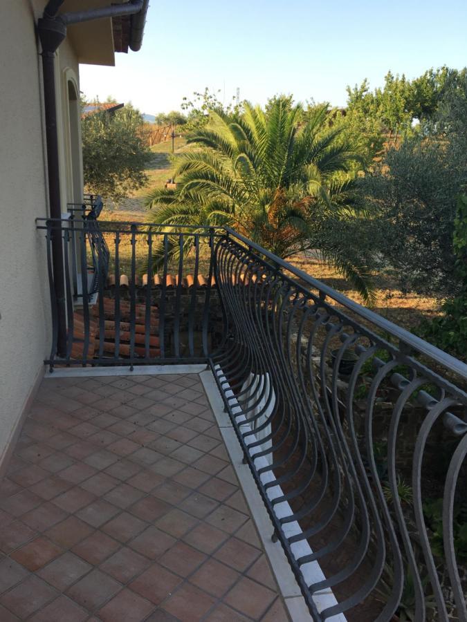 Hotel La Ginestra Castel San Lorenzo Exterior foto